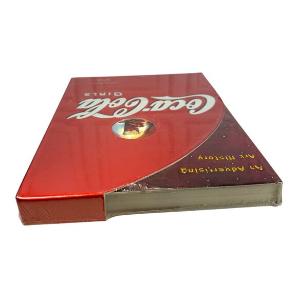 Coca-Cola Girls Limited Edition Book By Chris H Beyer Advertising Art History Ne - Picture 6 of 7